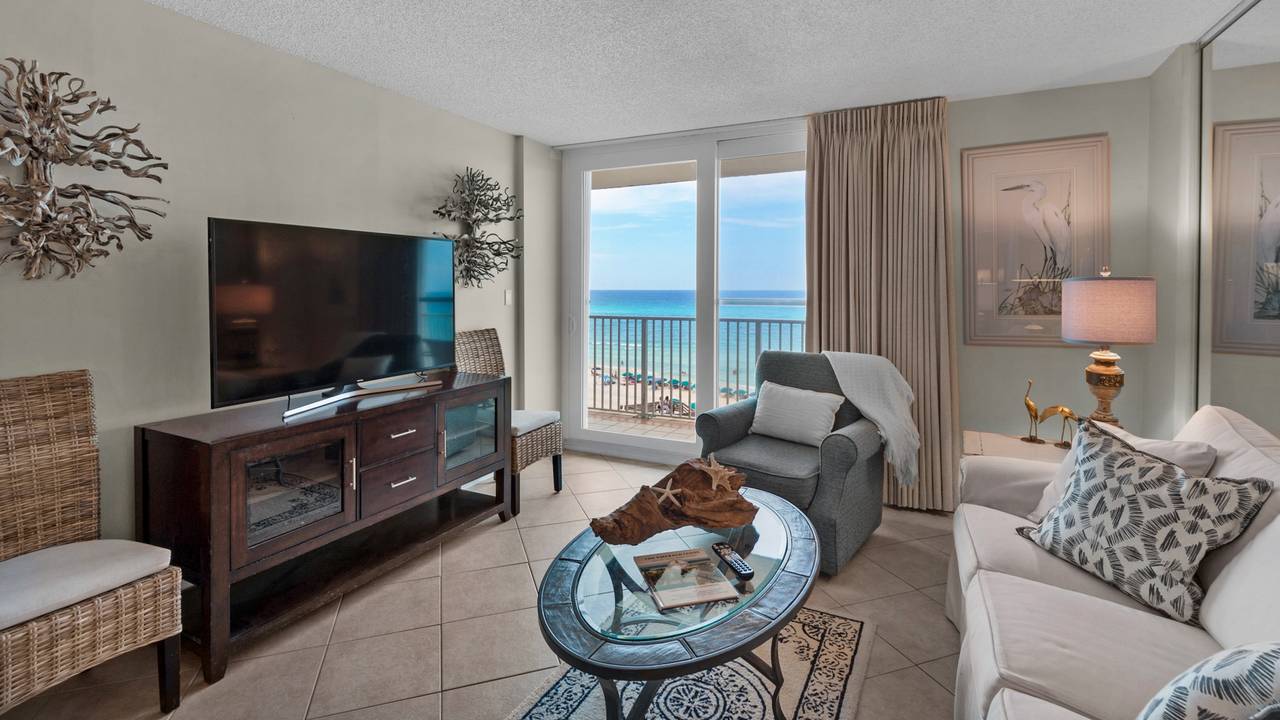 BeachCrest 405 Living Area with Gulf Views BeachCrest 405 Living Area with Gulf Views