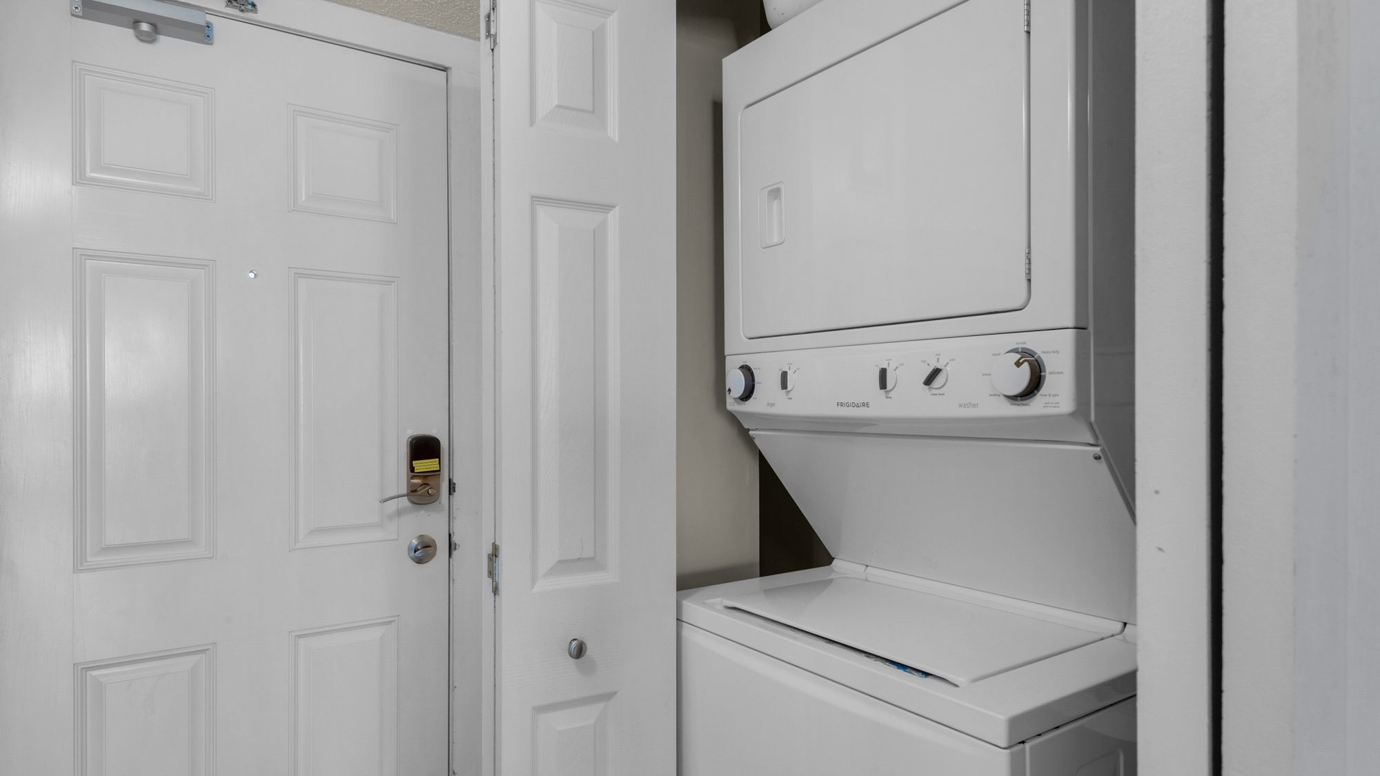 BeachCrest 405 Washer and Dryer