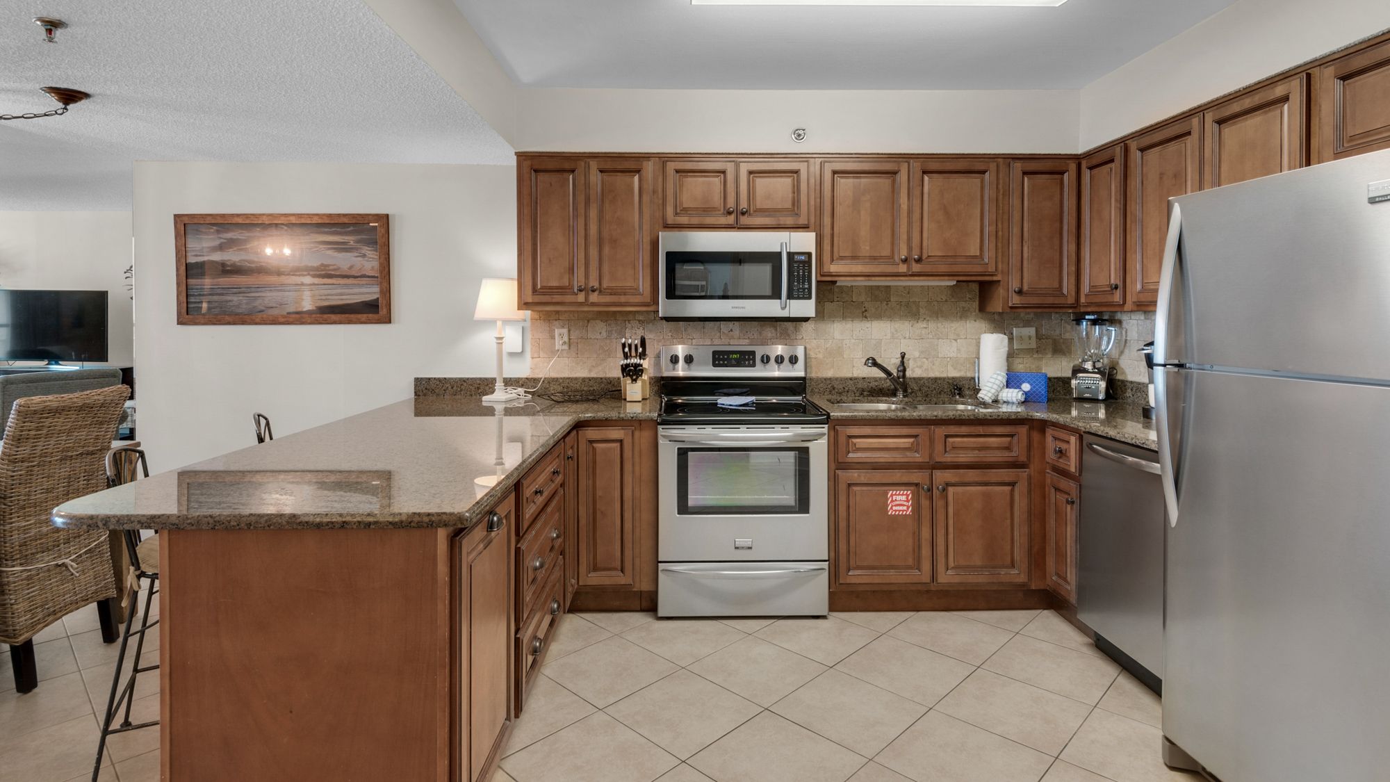 BeachCrest 405 Kitchen
