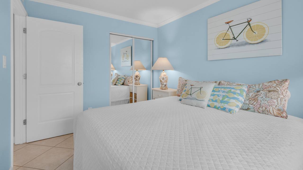 BeachCrest 406 King Guest Bedroom BeachCrest 406 King Guest Bedroom