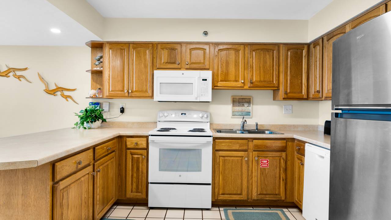 BeachCrest 503 Kitchen Area BeachCrest 503 Kitchen Area