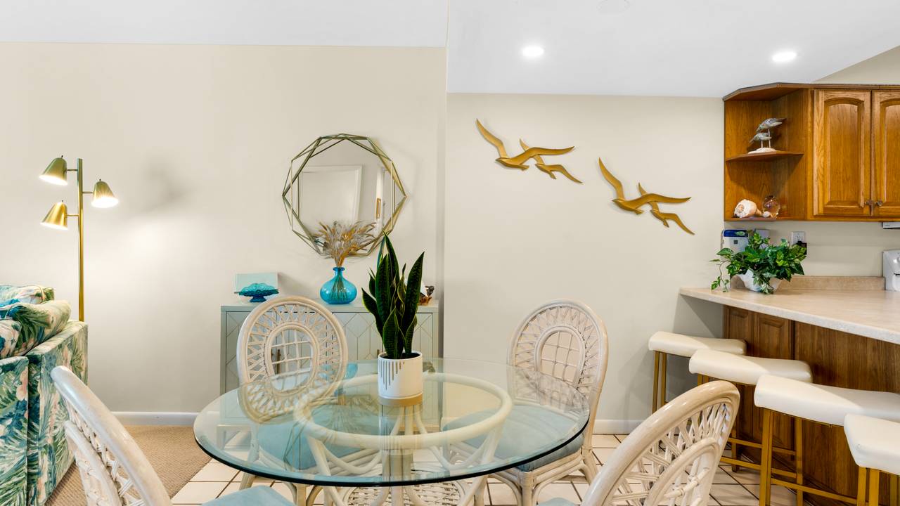 BeachCrest 503 Dining Area BeachCrest 503 Dining Area