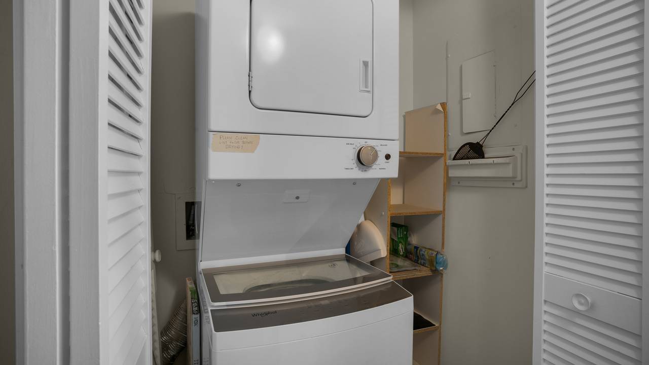 BeachCrest 601 Laundry BeachCrest 601 Laundry