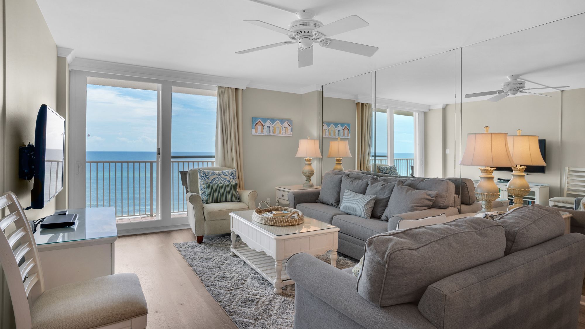 BeachCrest 601 Living Area