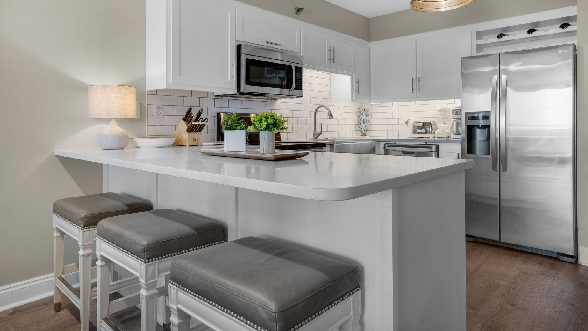 BeachCrest 601 Kitchen