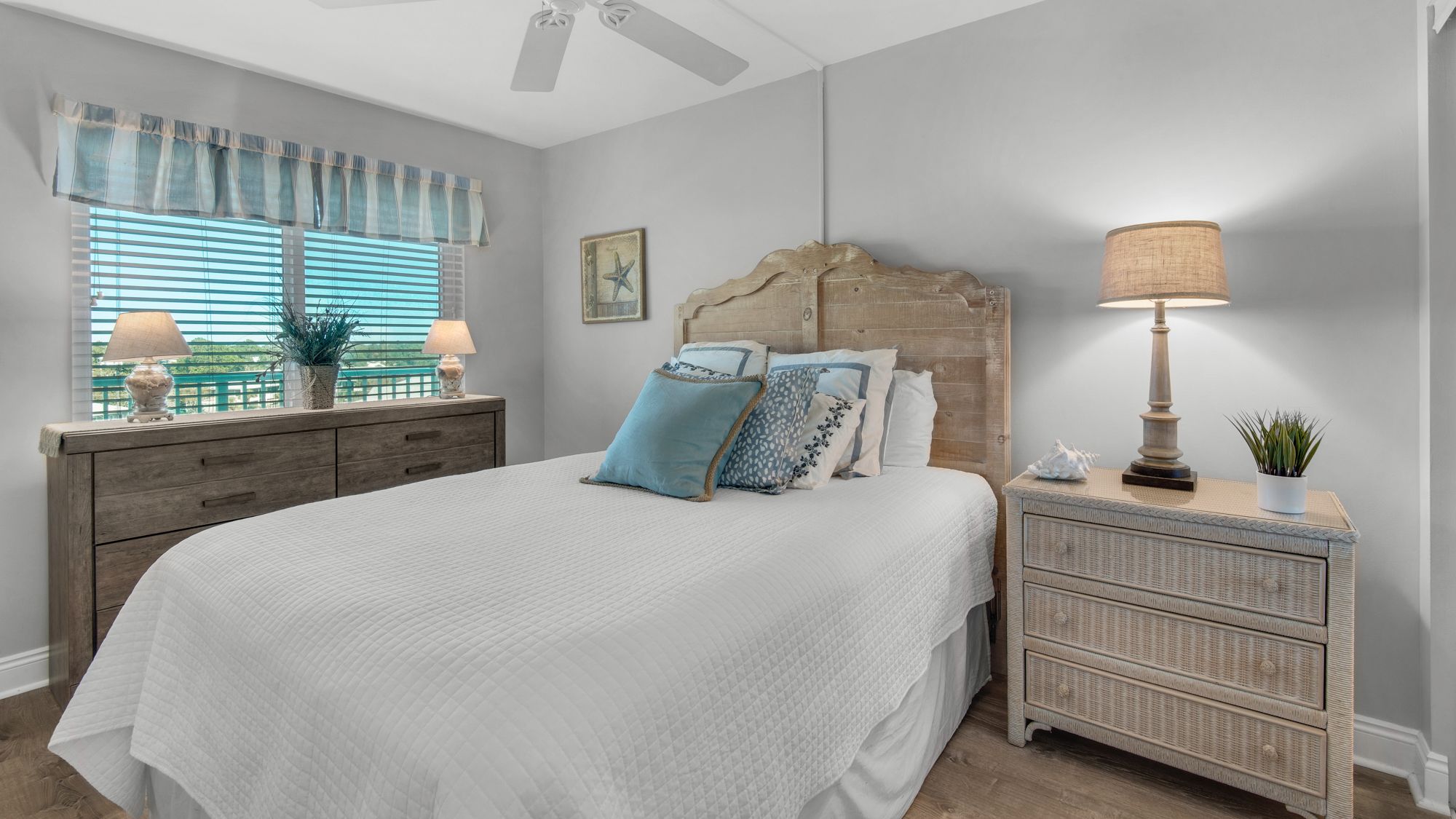 BeachCrest 601 Bedroom