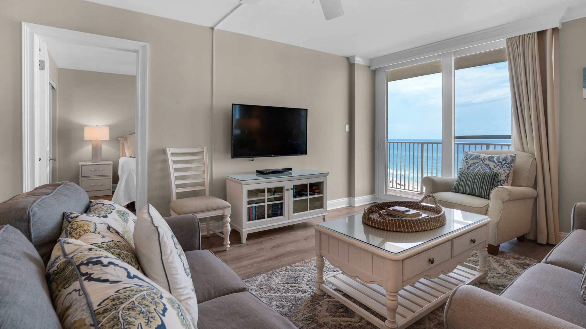 BeachCrest 601 Living Area