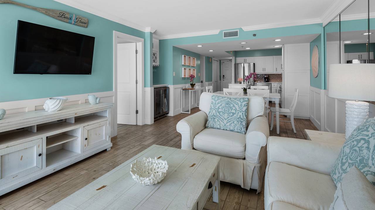 BeachCrest 604 Living Area BeachCrest 604 Living Area