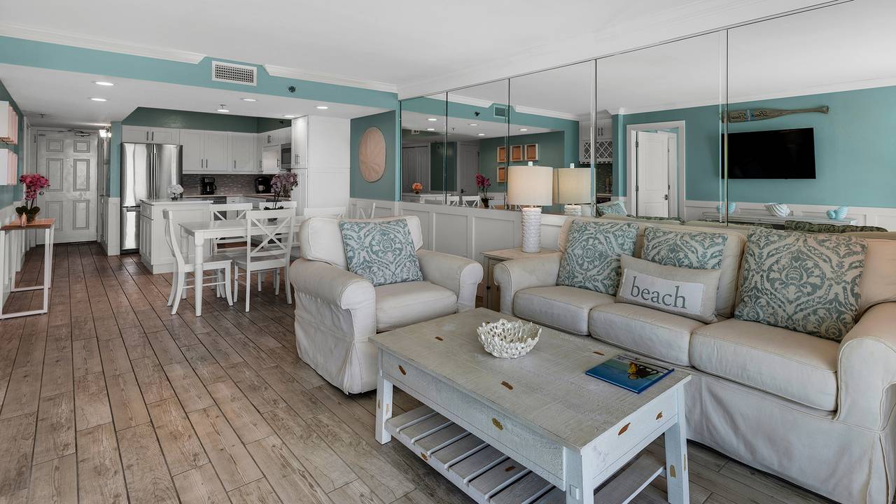 BeachCrest 604 Living area BeachCrest 604 Living area