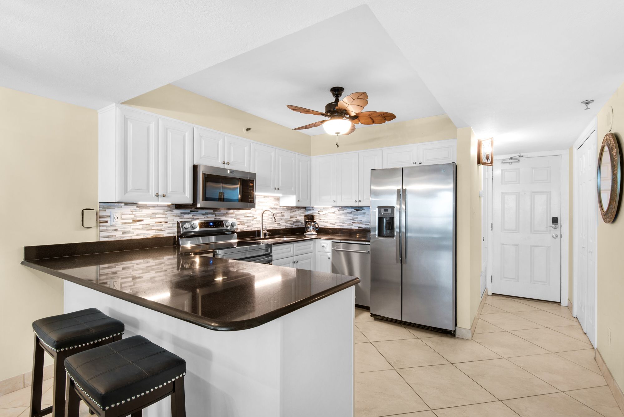 BeachCrest 803 Kitchen Area