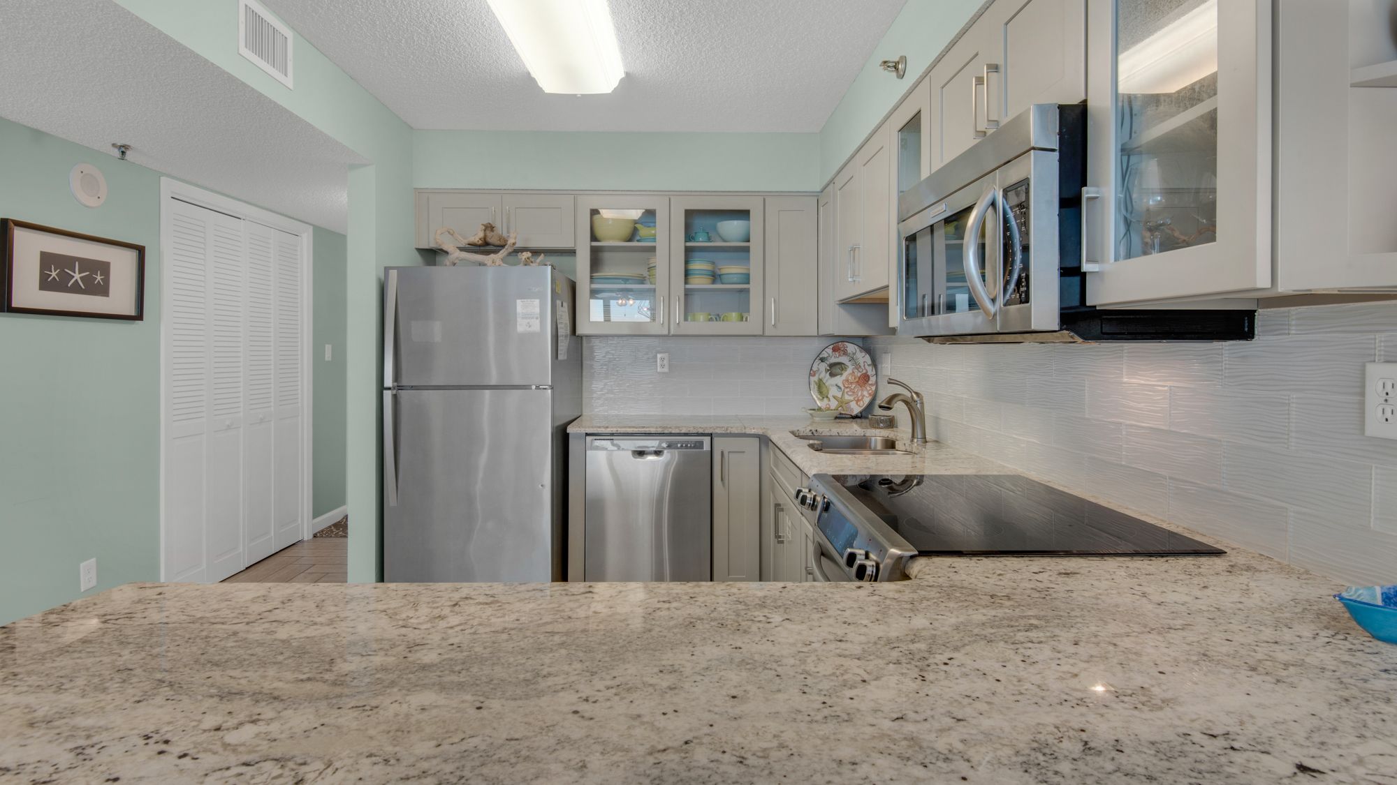 BeachCrest 804 Kitchen