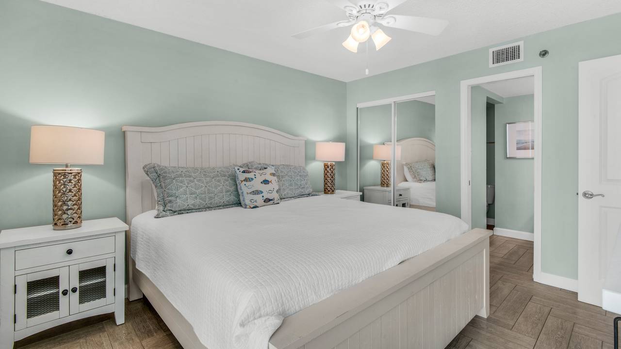 BeachCrest 804 Bedroom With Attached Bathroom BeachCrest 804 Bedroom With Attached Bathroom