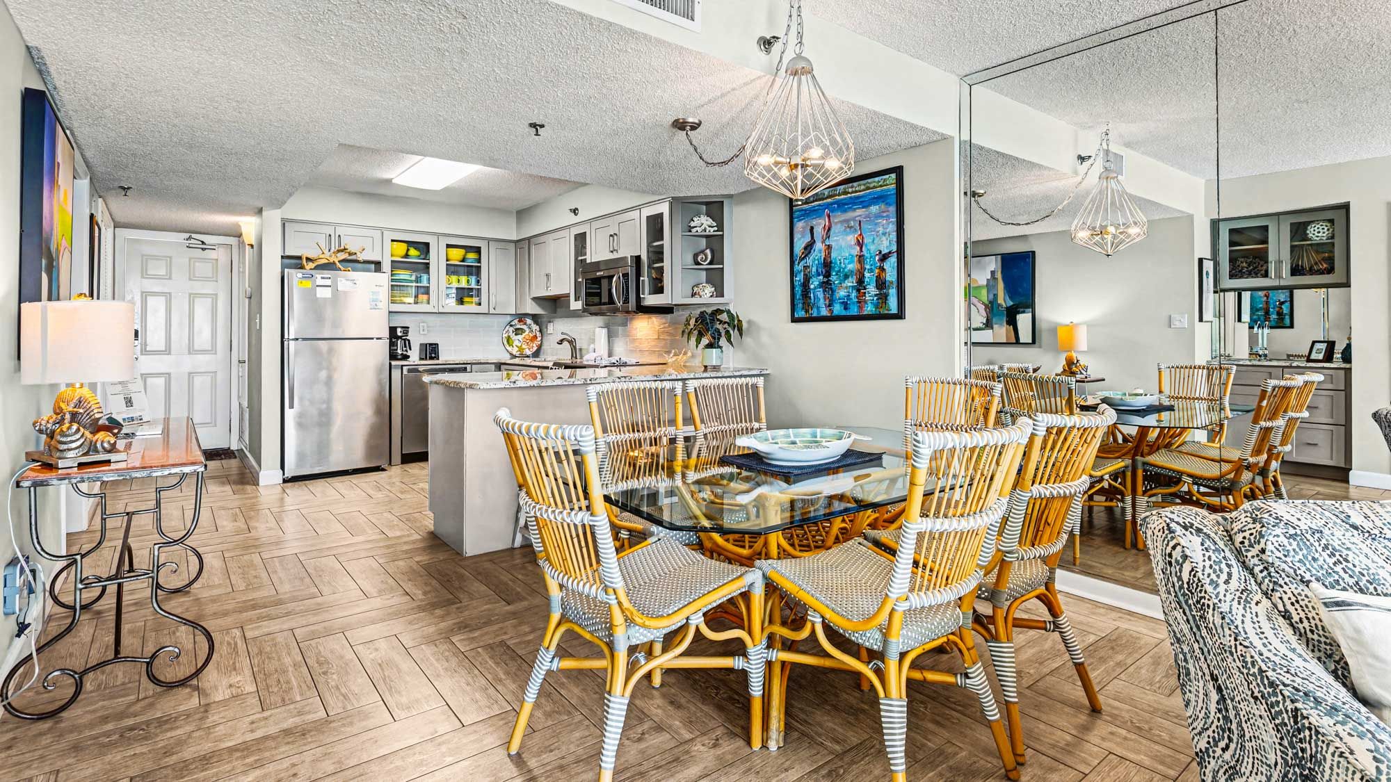 BeachCrest 804 - Newly updated Dining & kitchen area