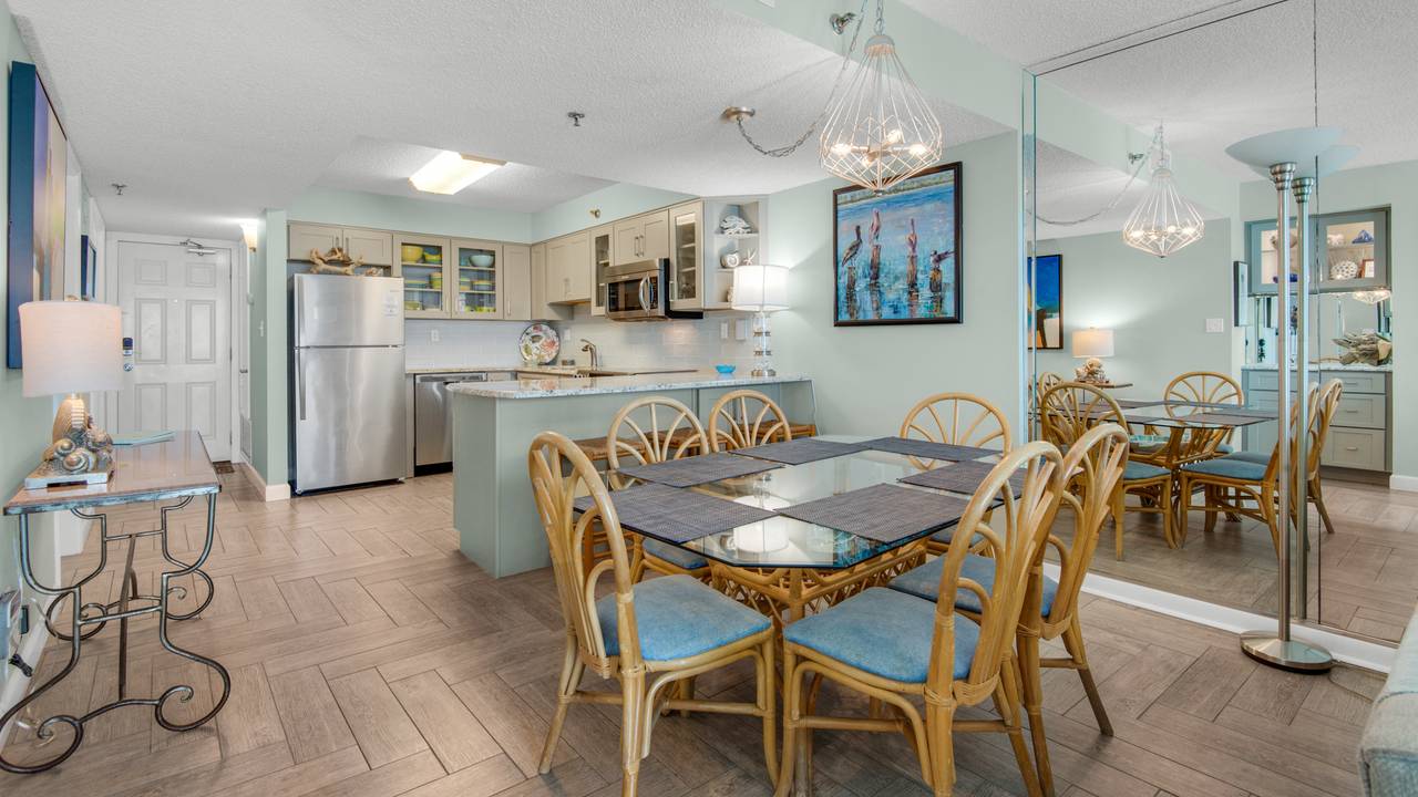 BeachCrest 804 Dining Table and Kitchen BeachCrest 804 Dining Table and Kitchen