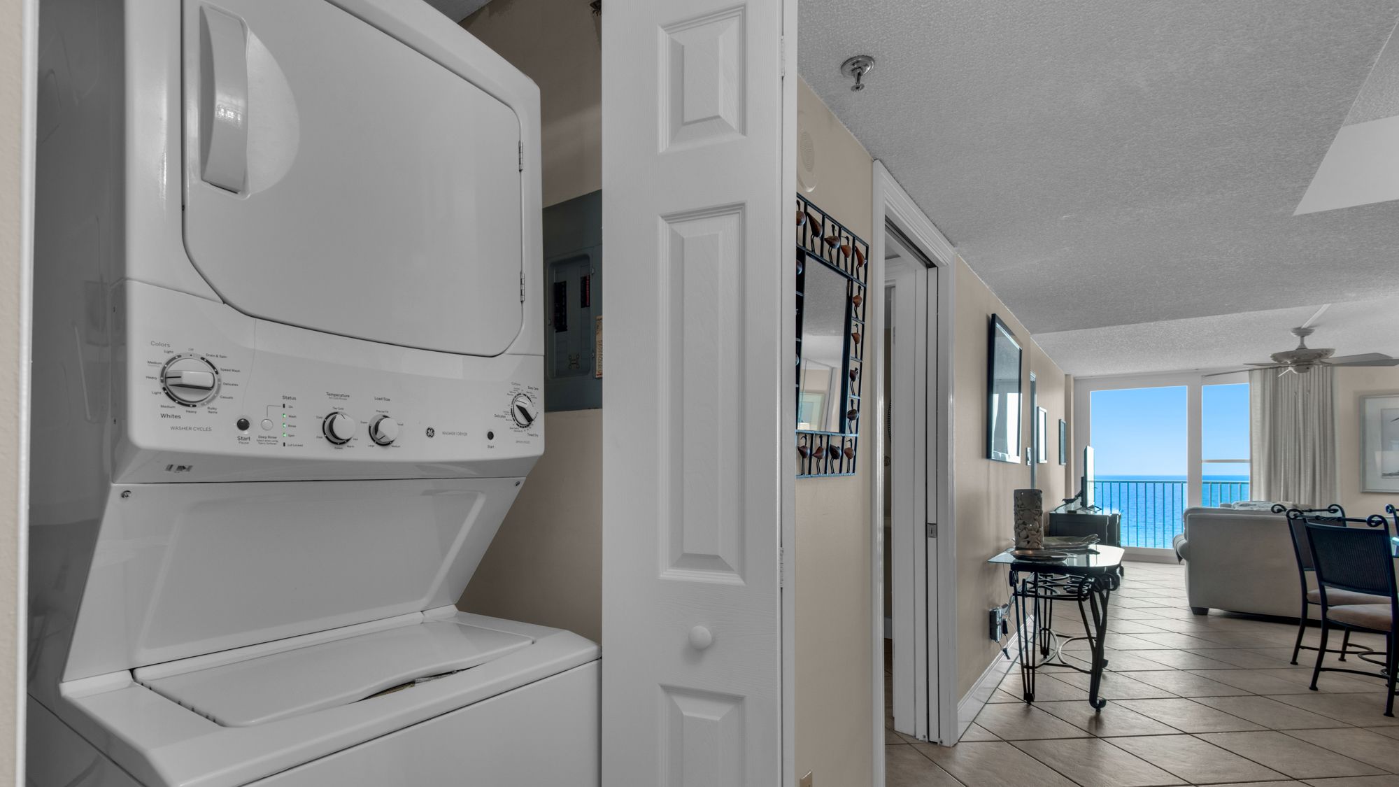 BeachCrest 805 Laundry