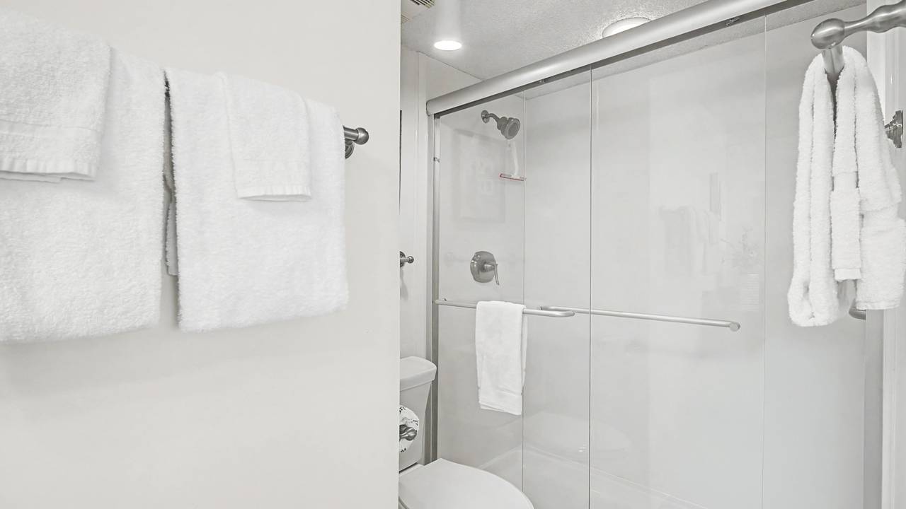 BeachCrest 805 - Private bathroom BeachCrest 805 - Private bathroom