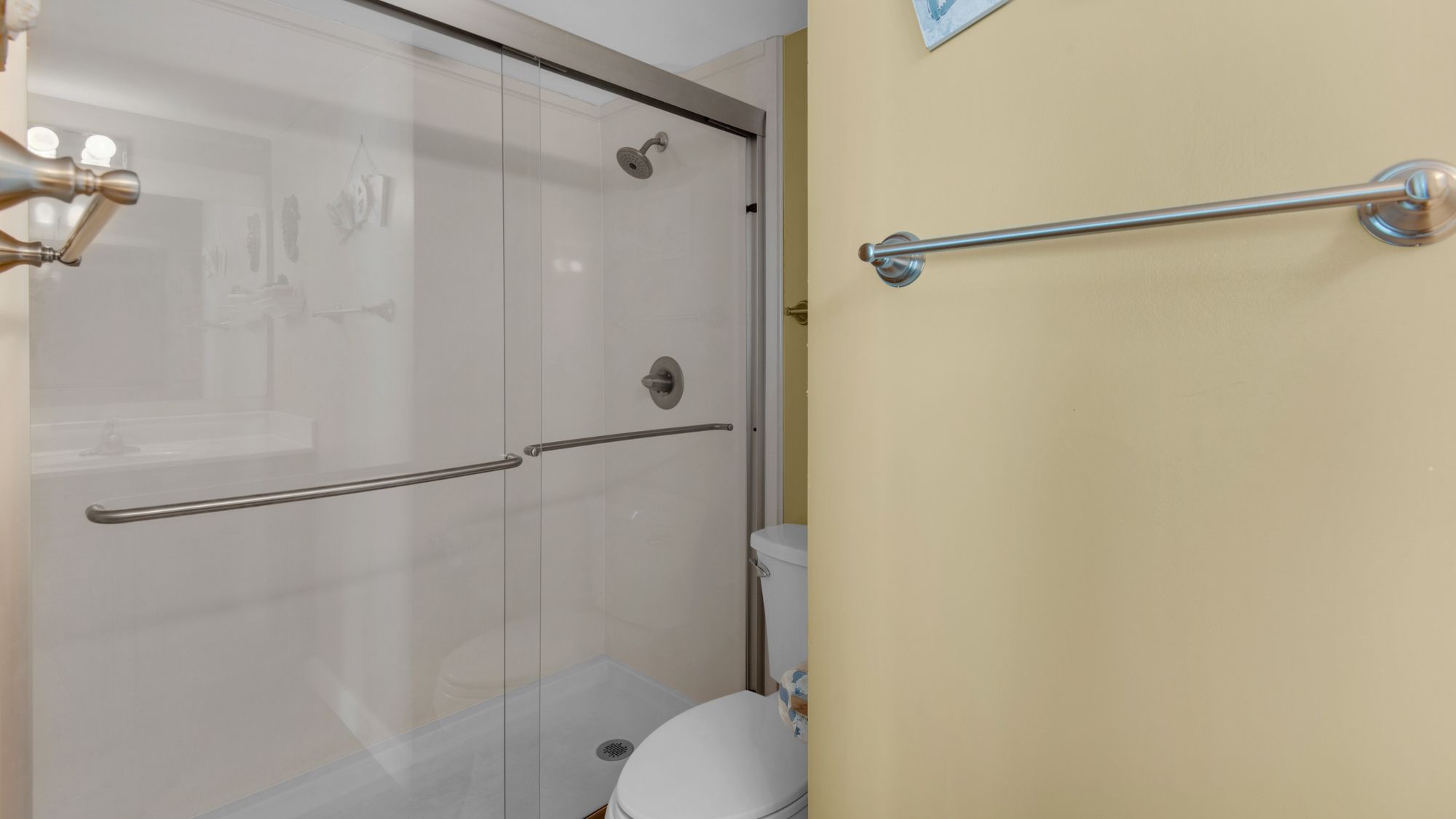 BeachCrest 806 Master Bathroom