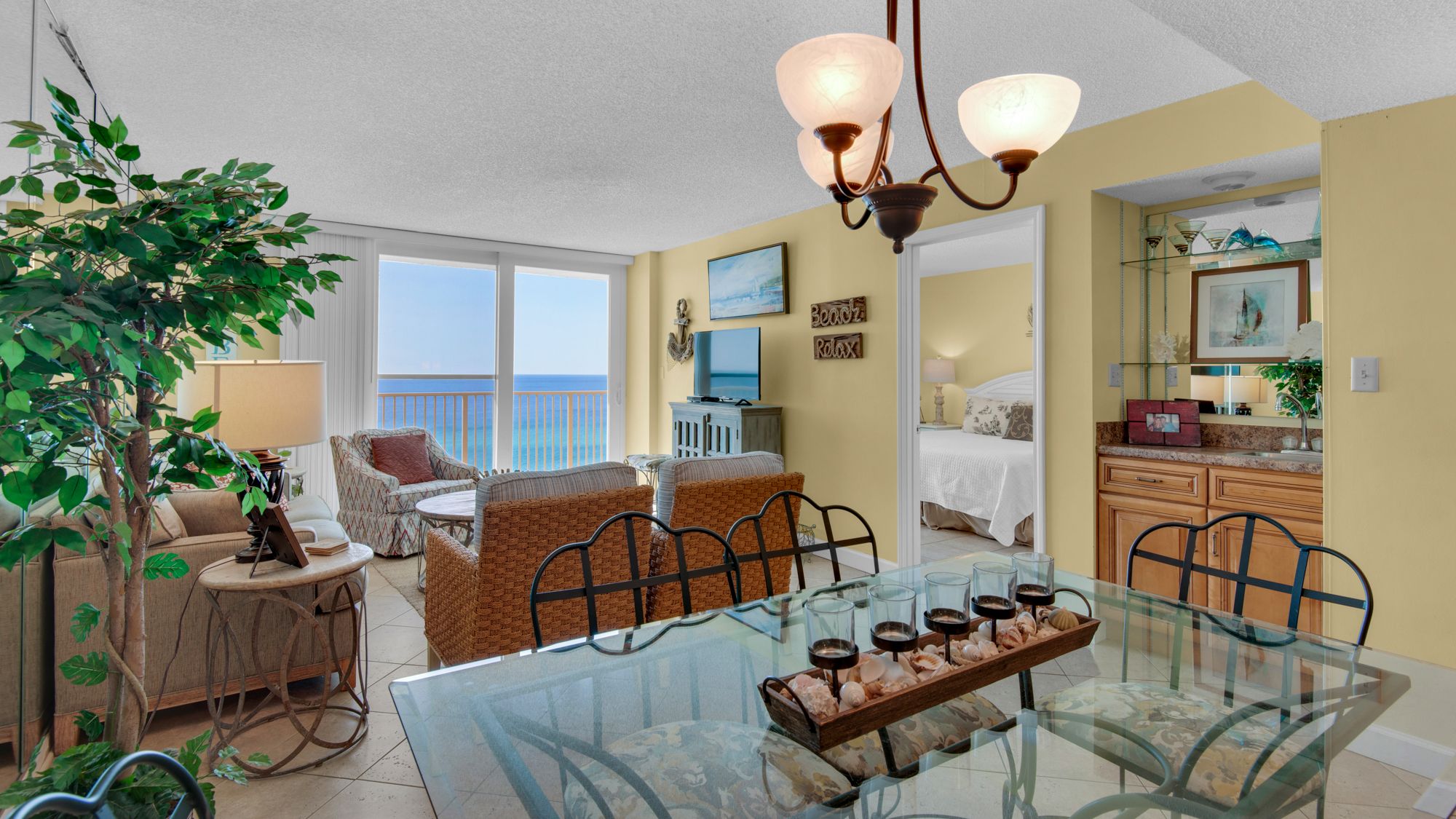 BeachCrest 806 Table