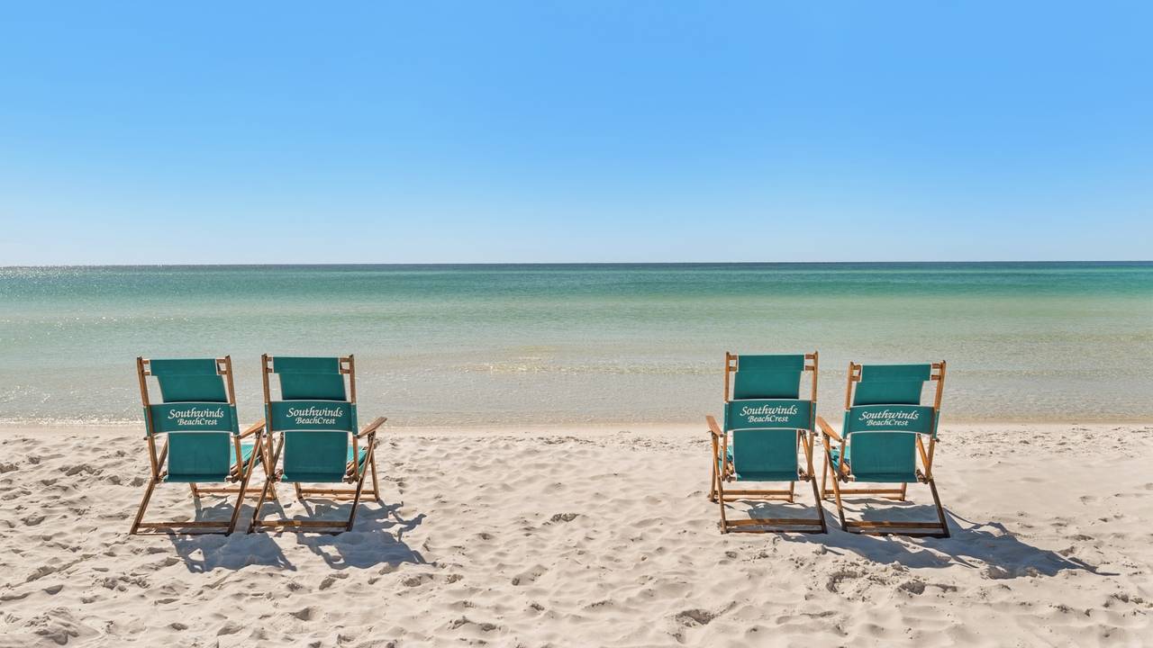 BeachCrest Grounds and Amenities BeachCrest Grounds and Amenities