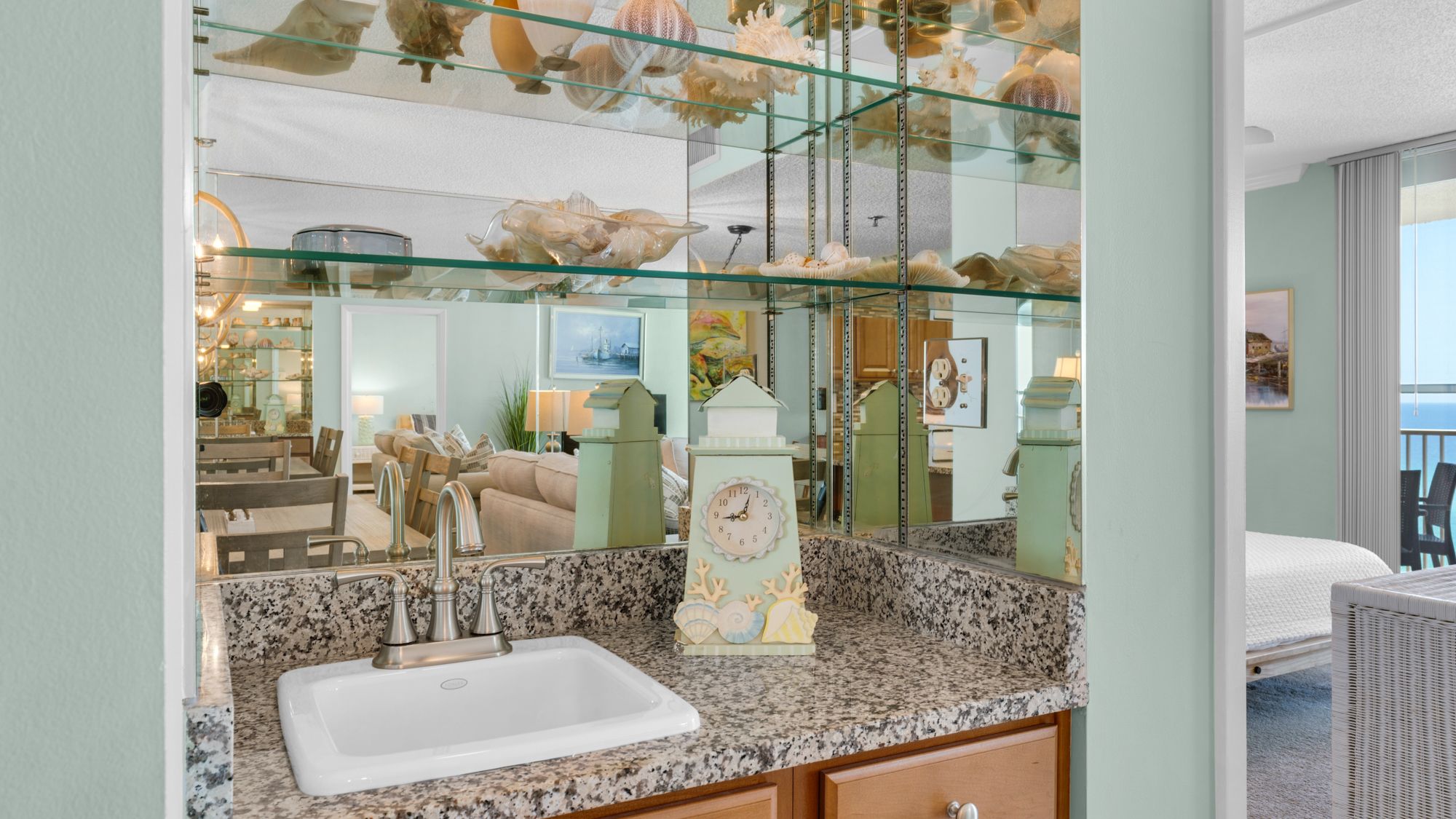 BeachCrest 901 Bathroom