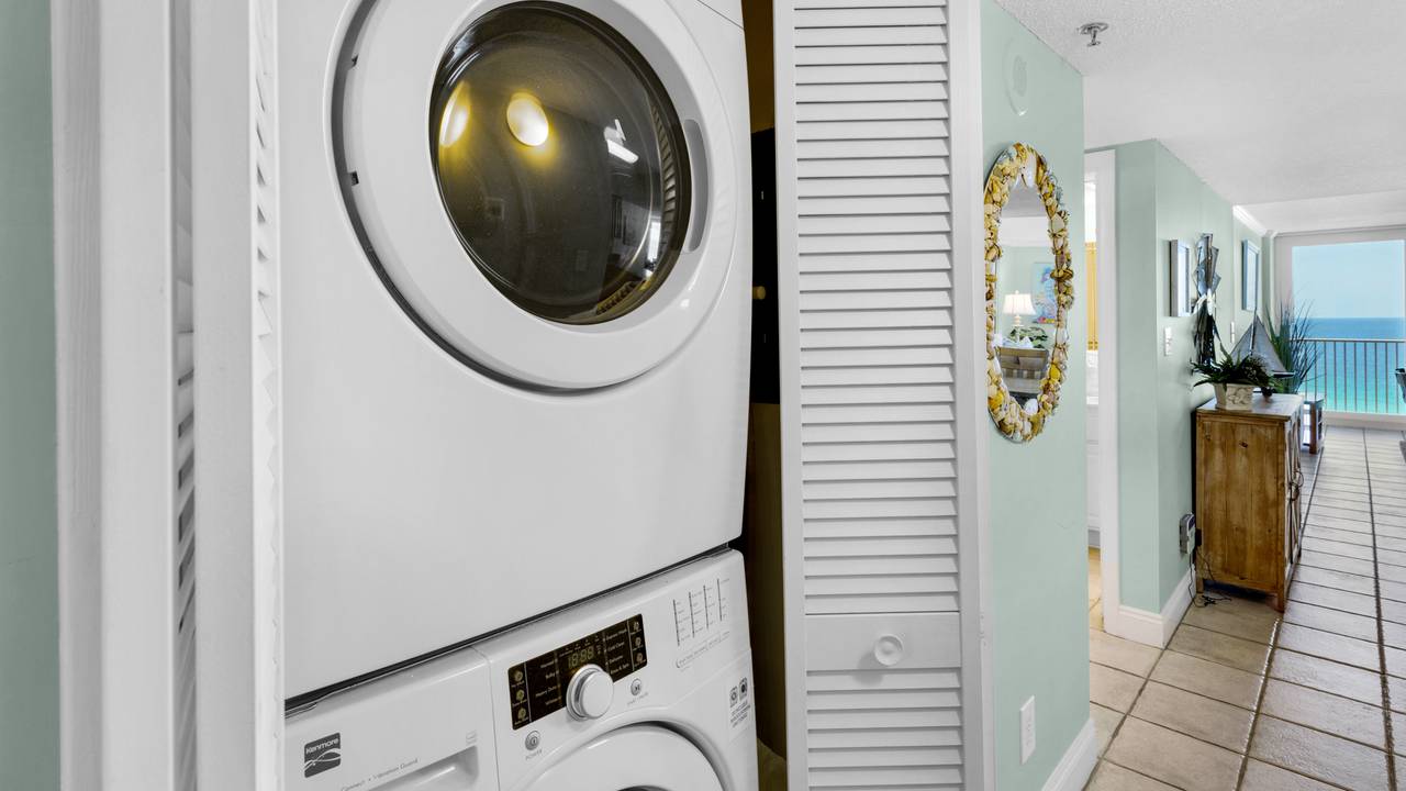 BeachCrest 901 laundry Area BeachCrest 901 laundry Area