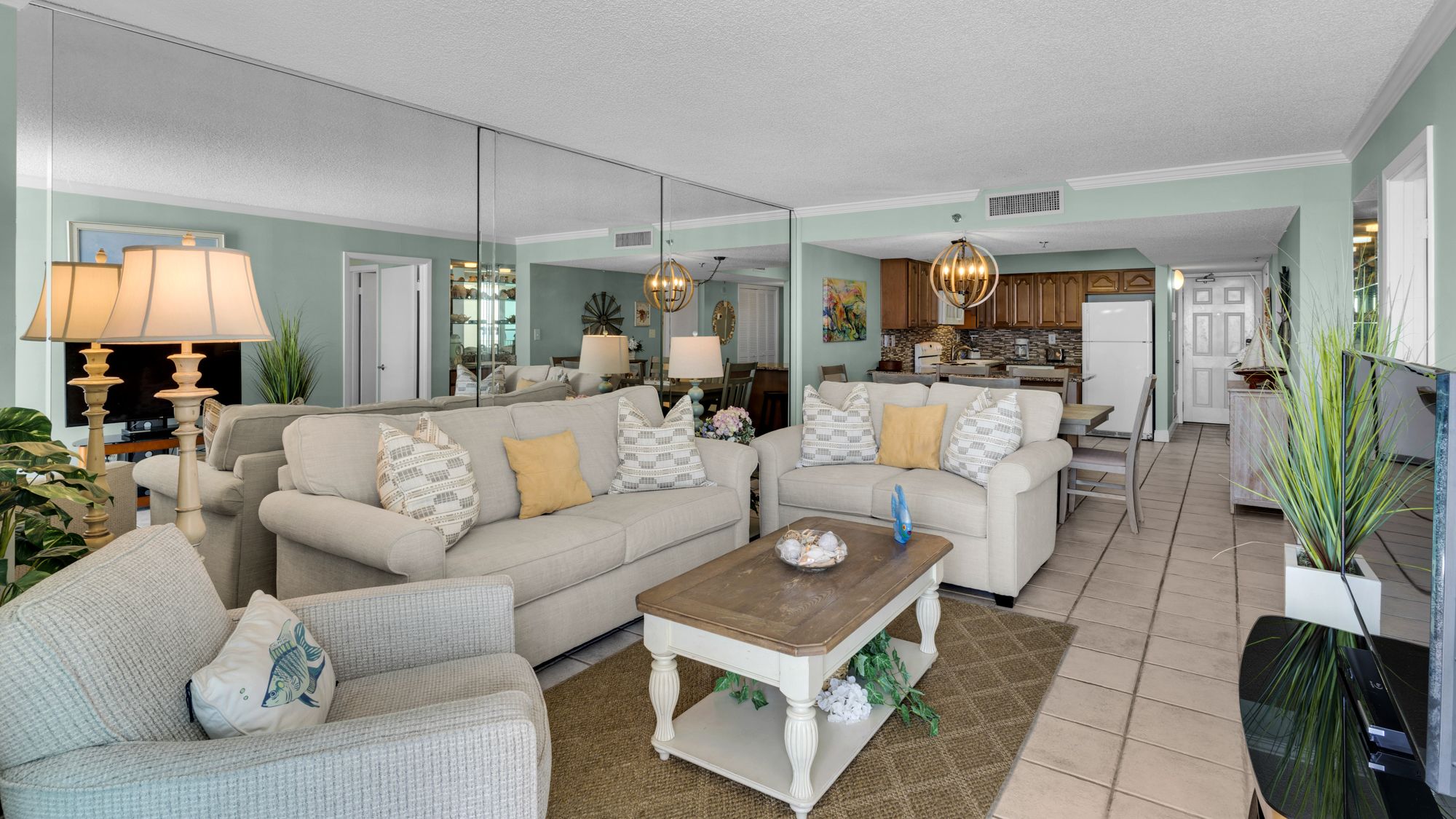 BeachCrest 901 Living Area