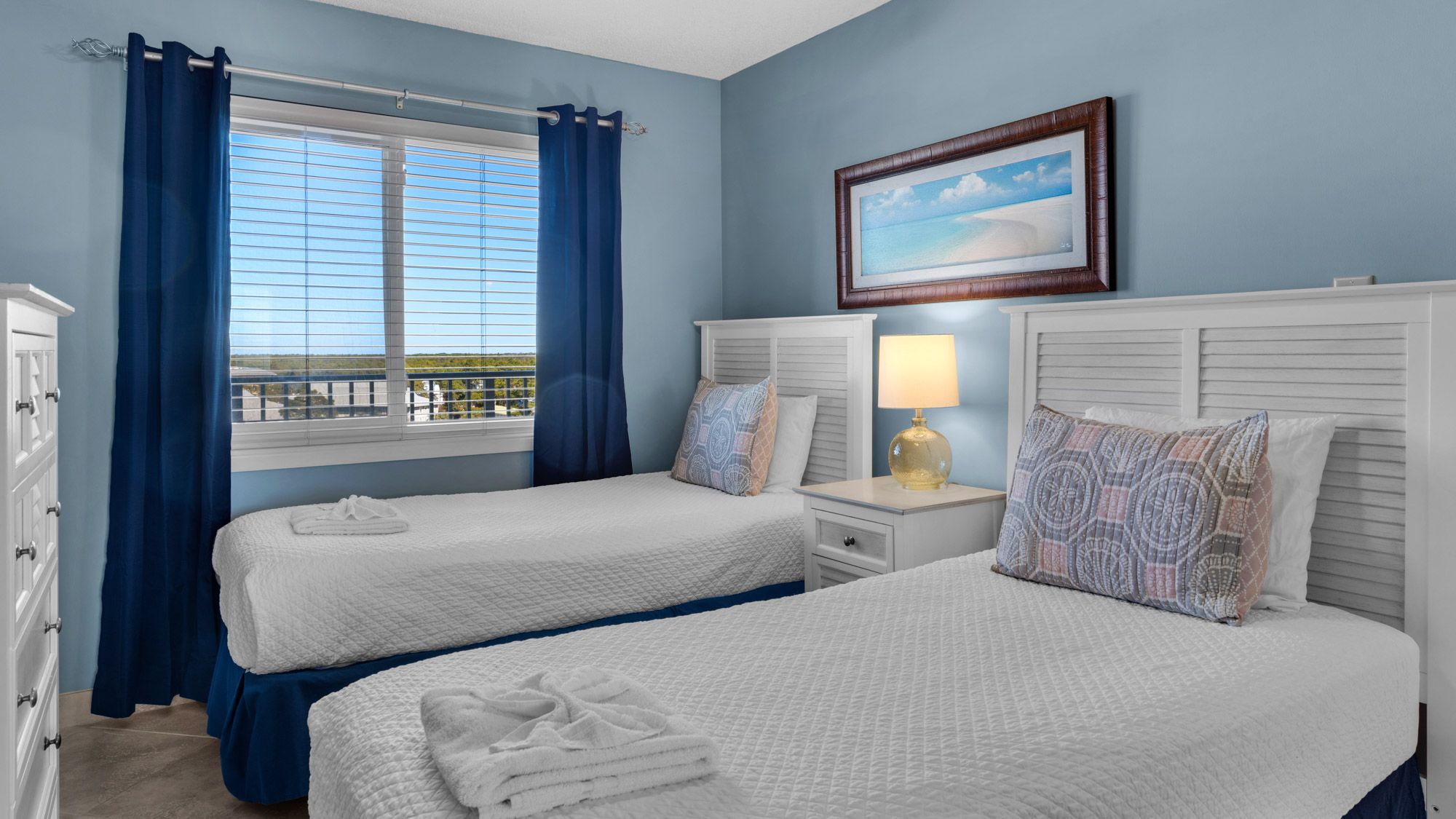 BeachCrest 904 Guest Bedroom