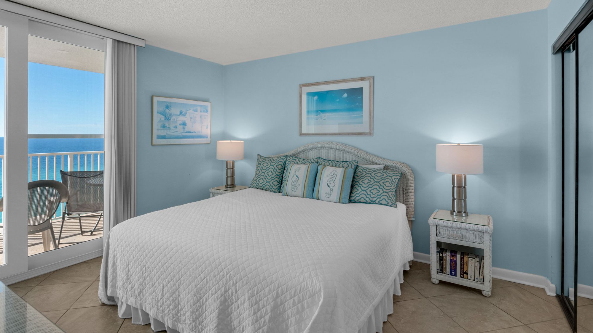 BeachCrest 906 Master Bed 