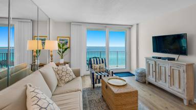 BeachCrest 1004 Living Area with Gulf View BeachCrest 1004 Living Area with Gulf View