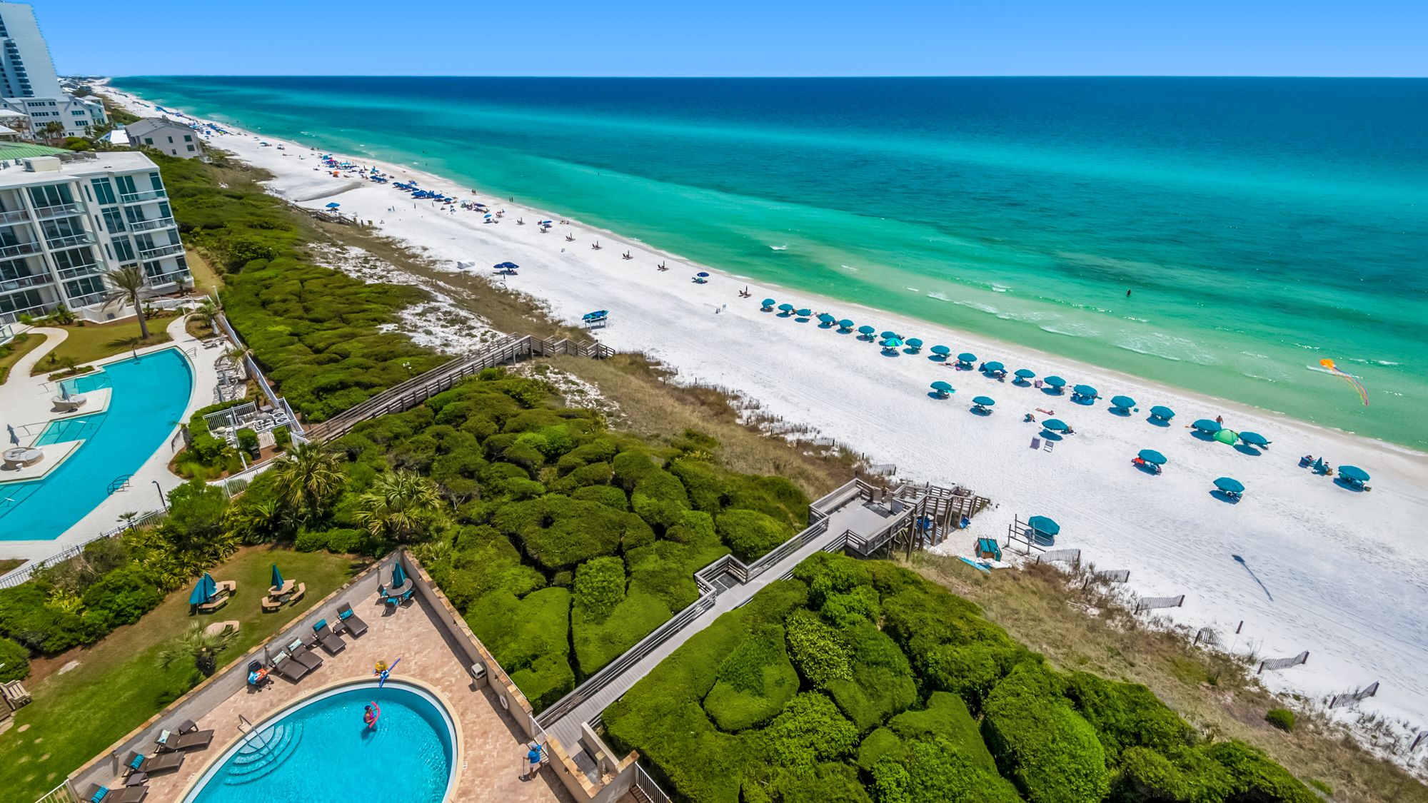 BeachCrest 1004 View of Pool and Gulf From Balcony