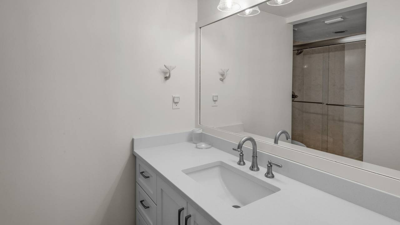 BeachCrest 1004 Bathroom BeachCrest 1004 Bathroom