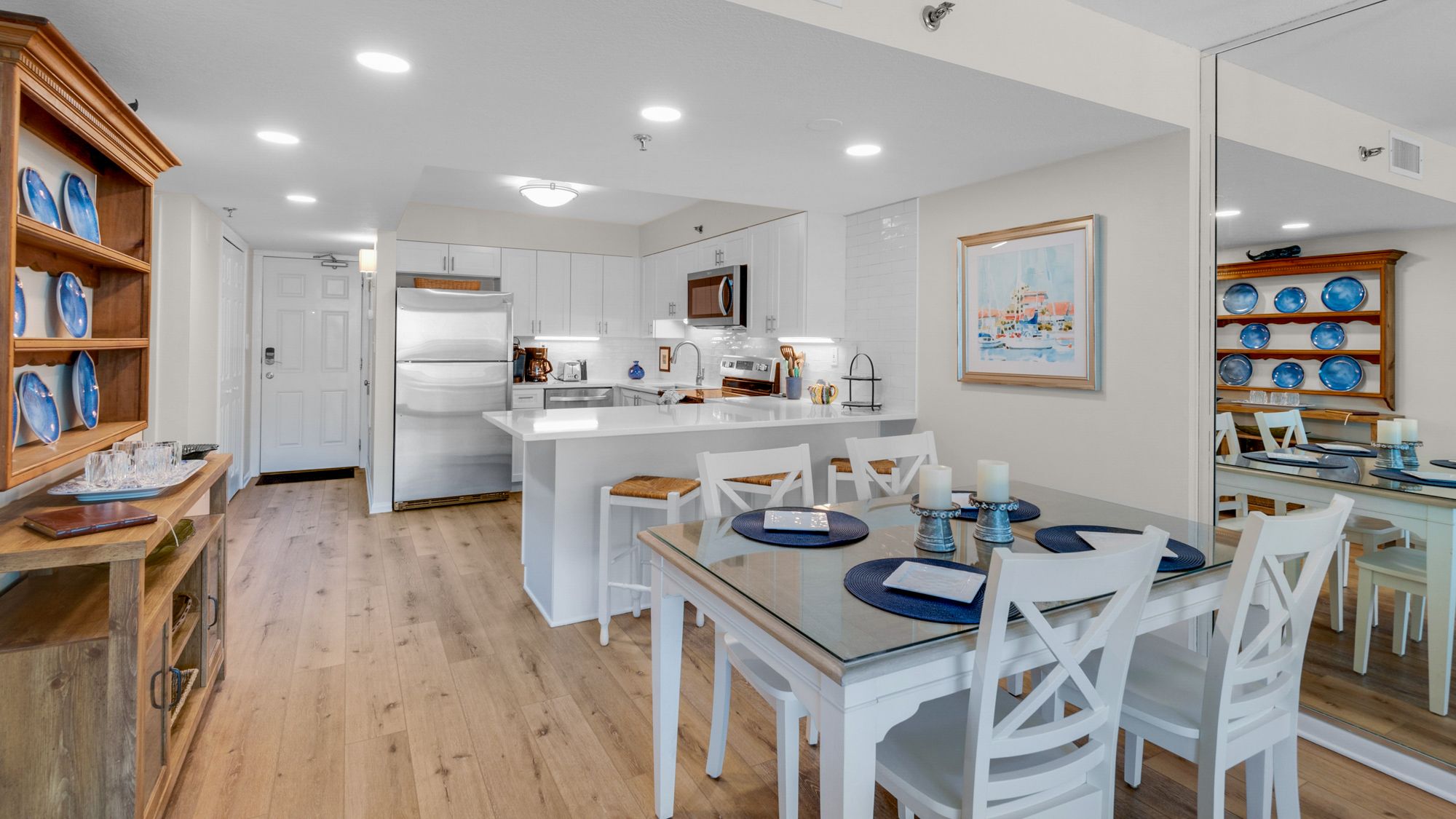 BeachCrest 1004 Dining Table and Kitchen