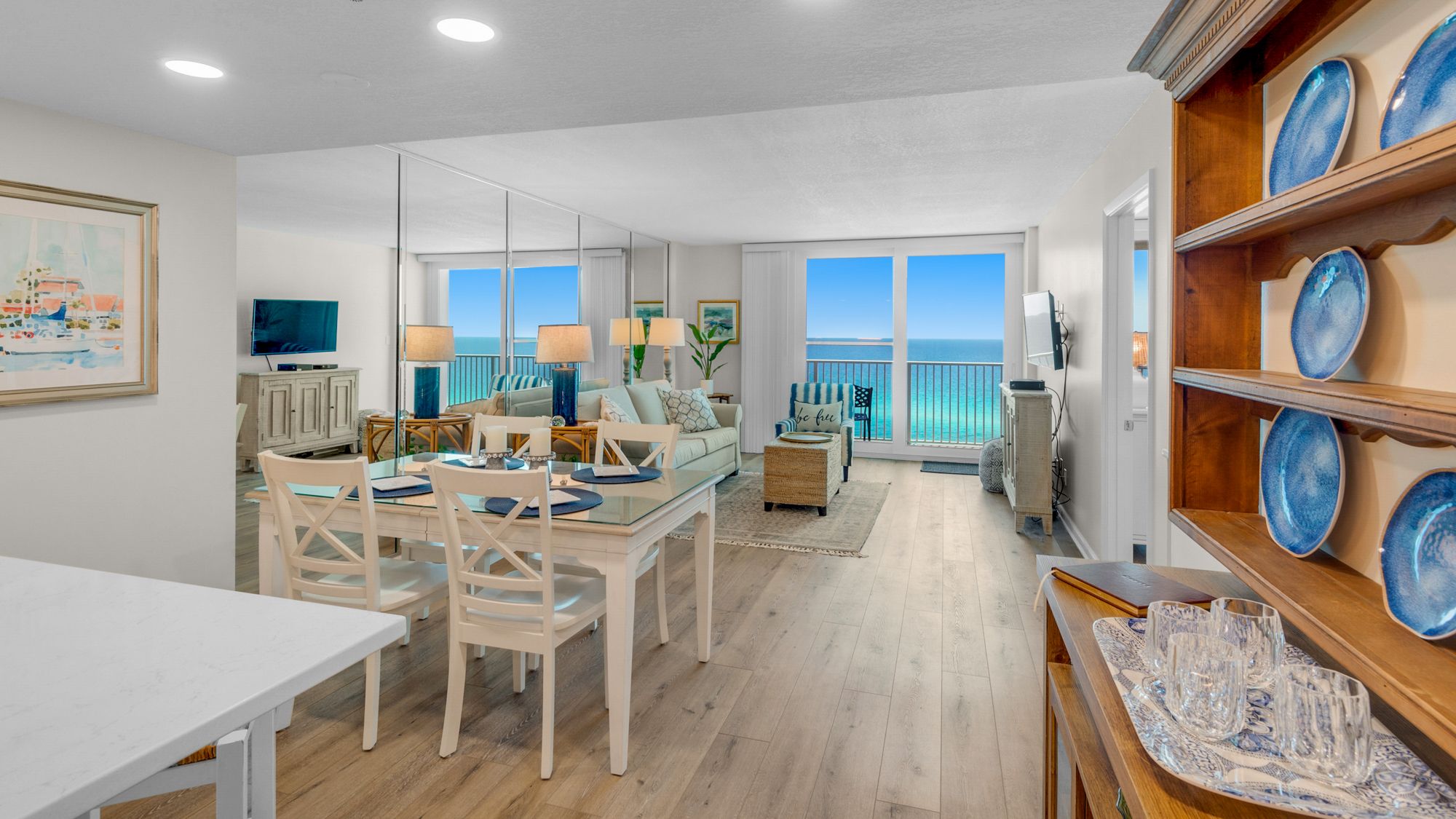 BeachCrest 1004 Dining Area and Living Area with Gulf View