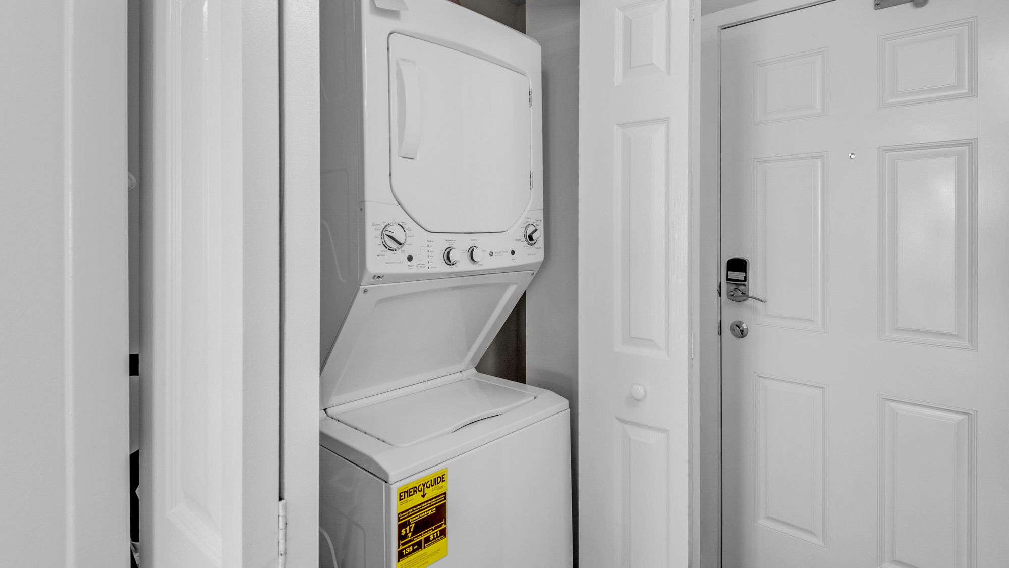 BeachCrest 1004 Washer and Dryer