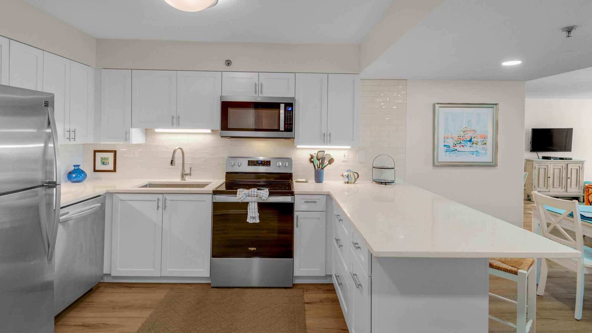 BeachCrest 1004 Kitchen 