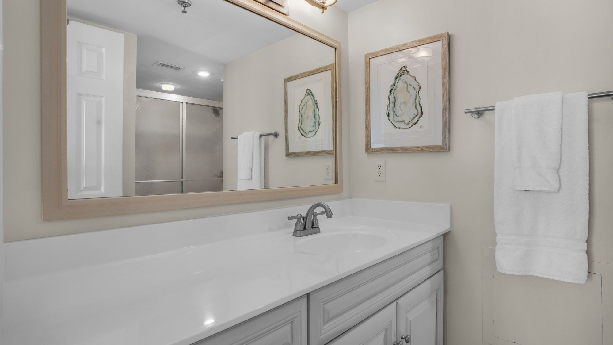 BeachCrest 1005 Bathroom