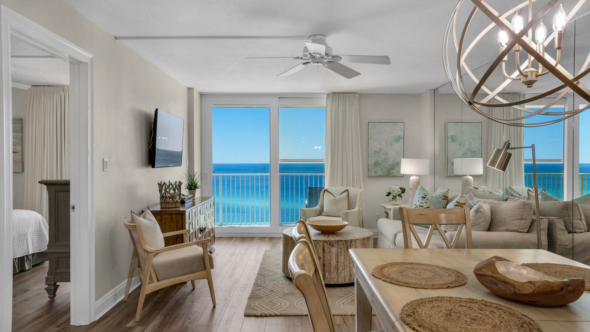 BeachCrest 1005 Living Area