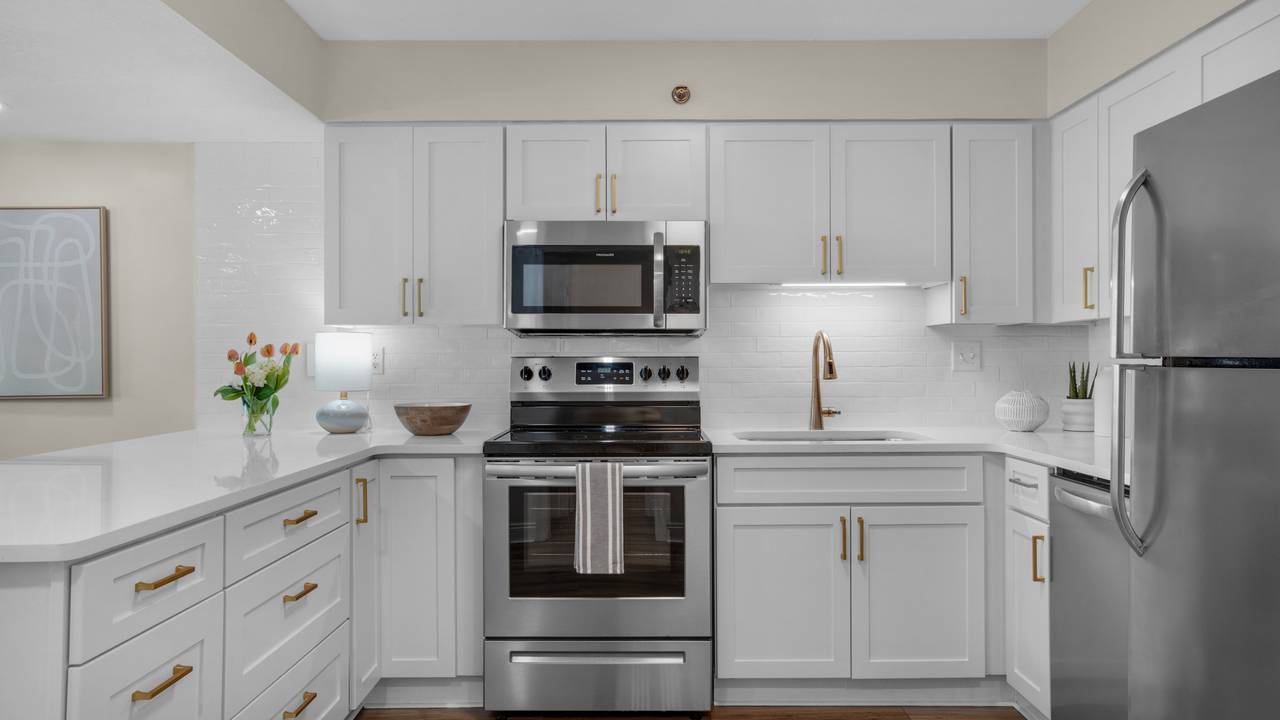 BeachCrest 1005 Kitchen BeachCrest 1005 Kitchen