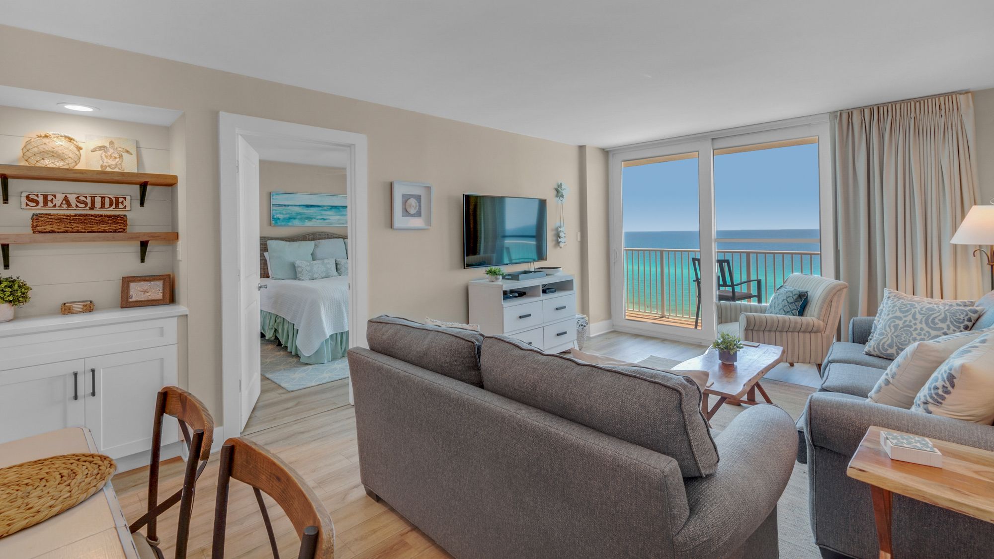 BeachCrest 1101 Living Area