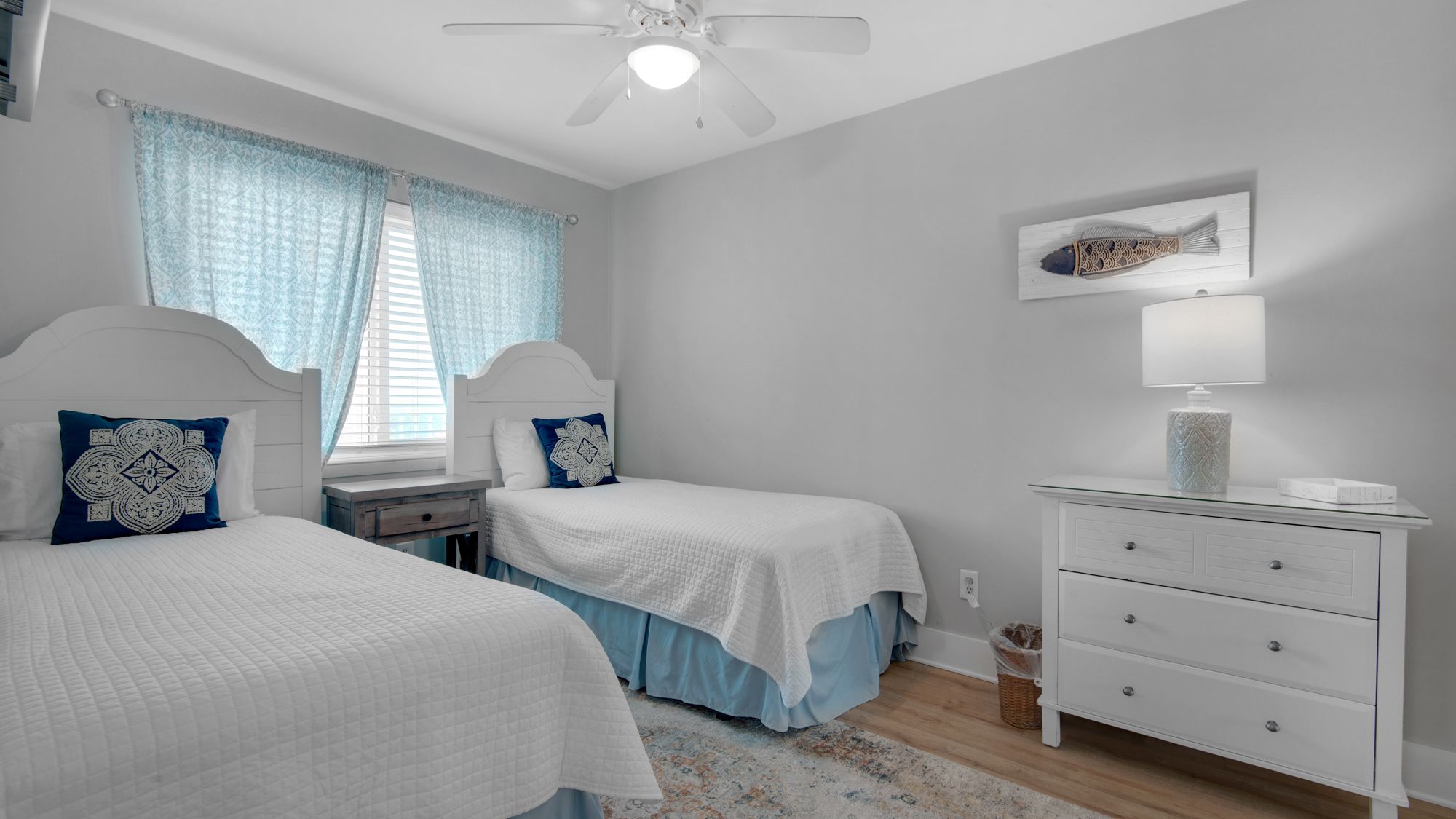 BeachCrest 1101 2 Twin Guest Bedroom