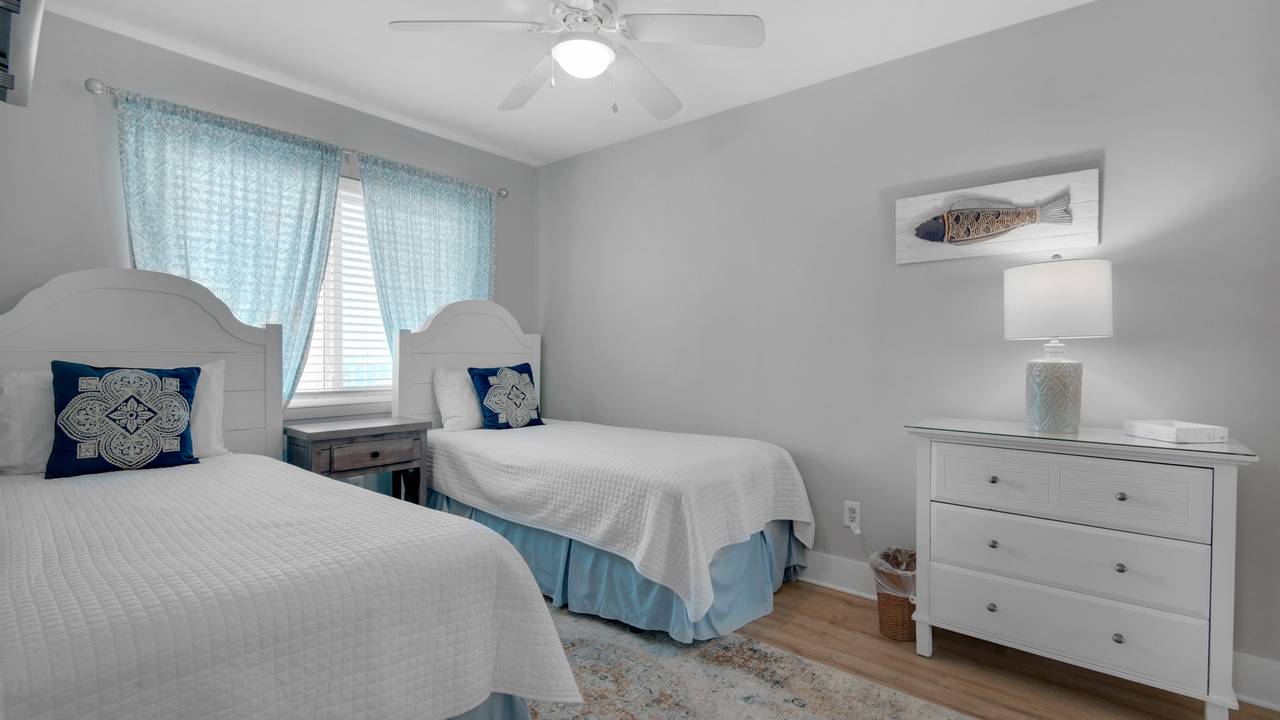 BeachCrest 1101 2 Twin Guest Bedroom BeachCrest 1101 2 Twin Guest Bedroom