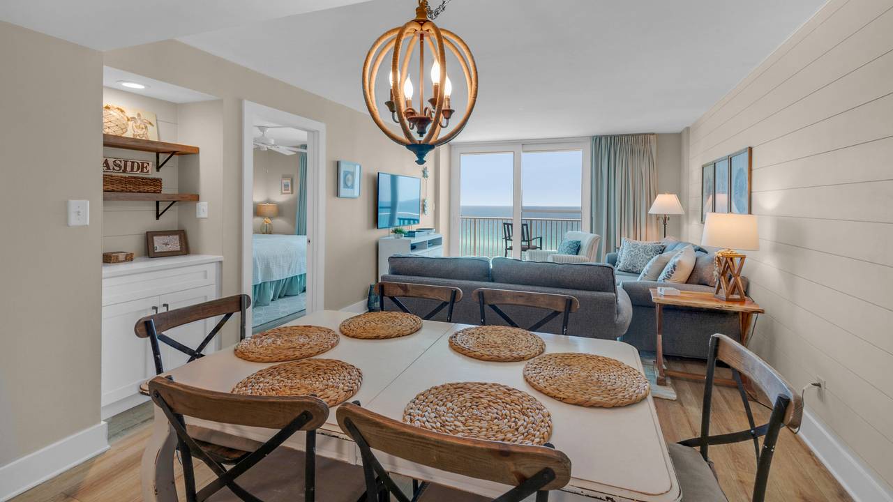 BeachCrest 1101 Dining and Living Areas BeachCrest 1101 Dining and Living Areas