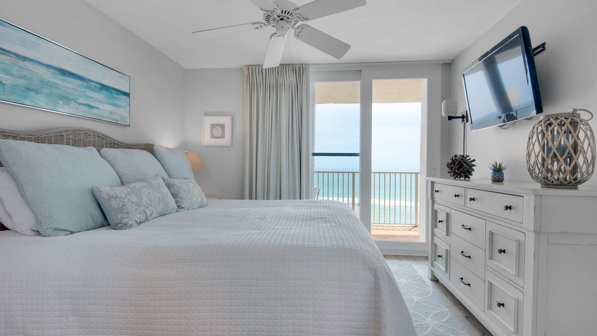 BeachCrest 1101 King Master Bedroom