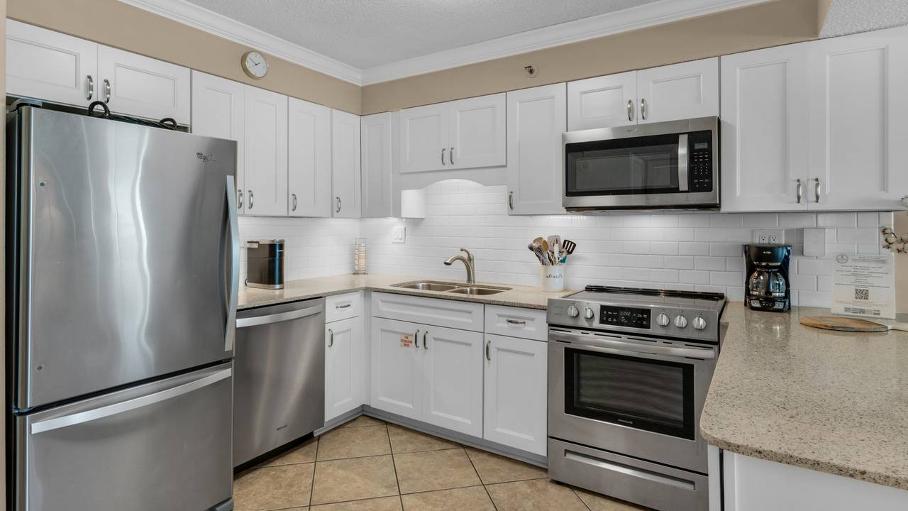 BeachCrest 1102 Kitchen BeachCrest 1102 Kitchen