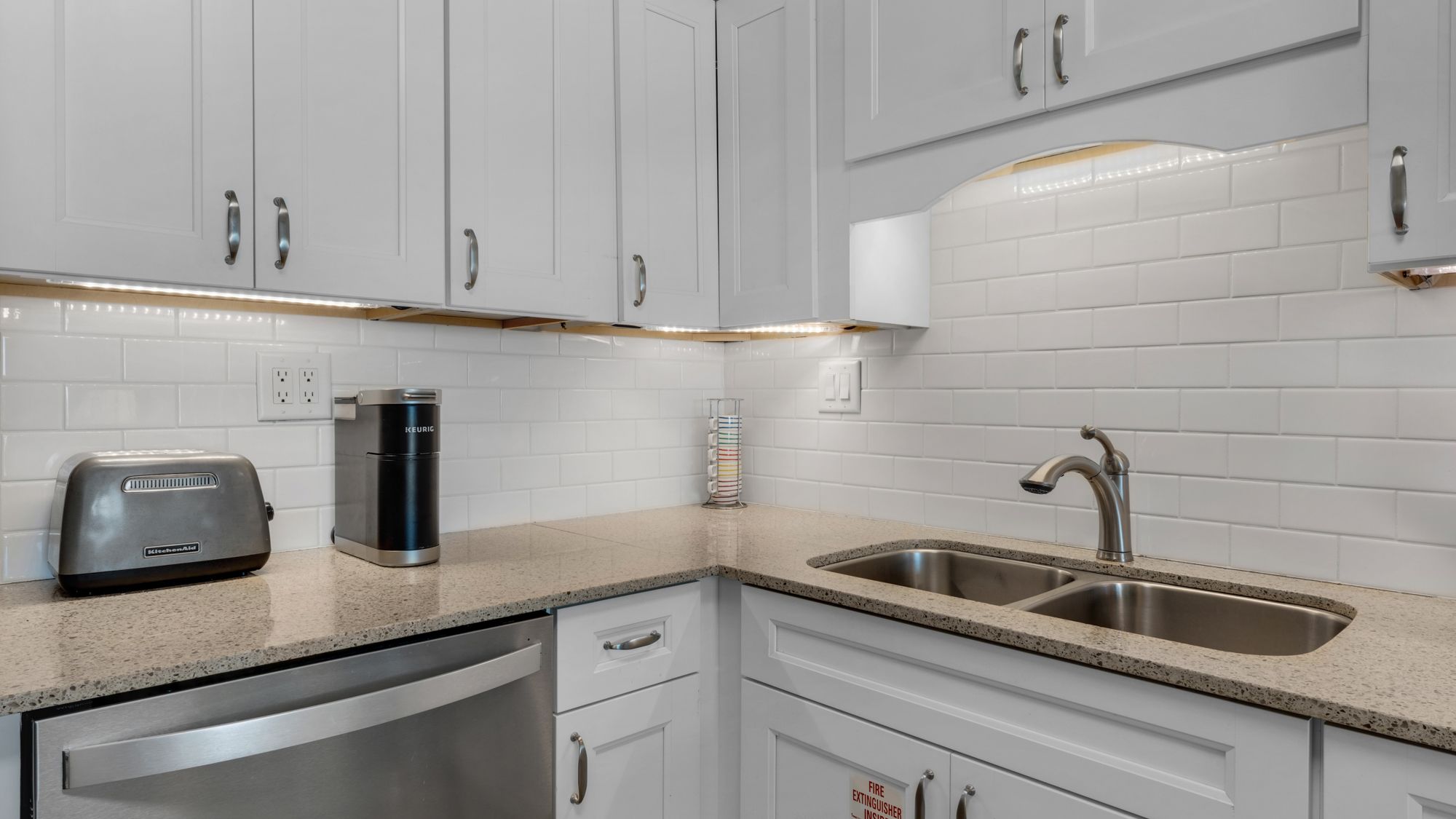 BeachCrest 1102 Kitchen