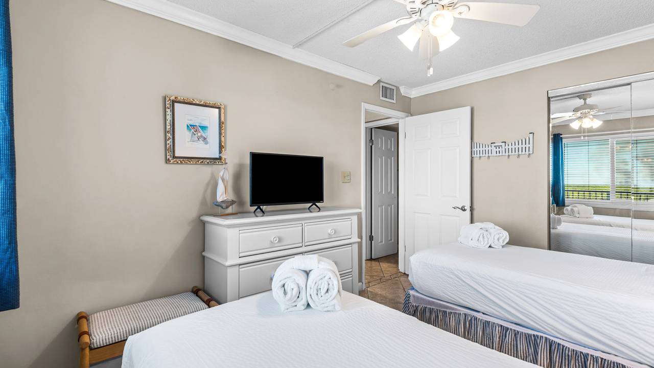 BreachCrest 1102 BreachCrest 1102