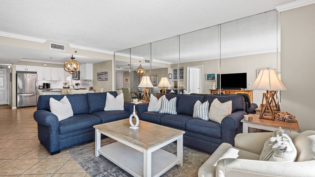 BreachCrest 1102 BreachCrest 1102