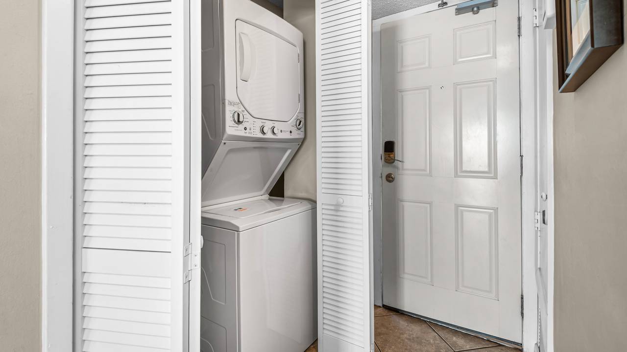 BreachCrest 1102 BreachCrest 1102