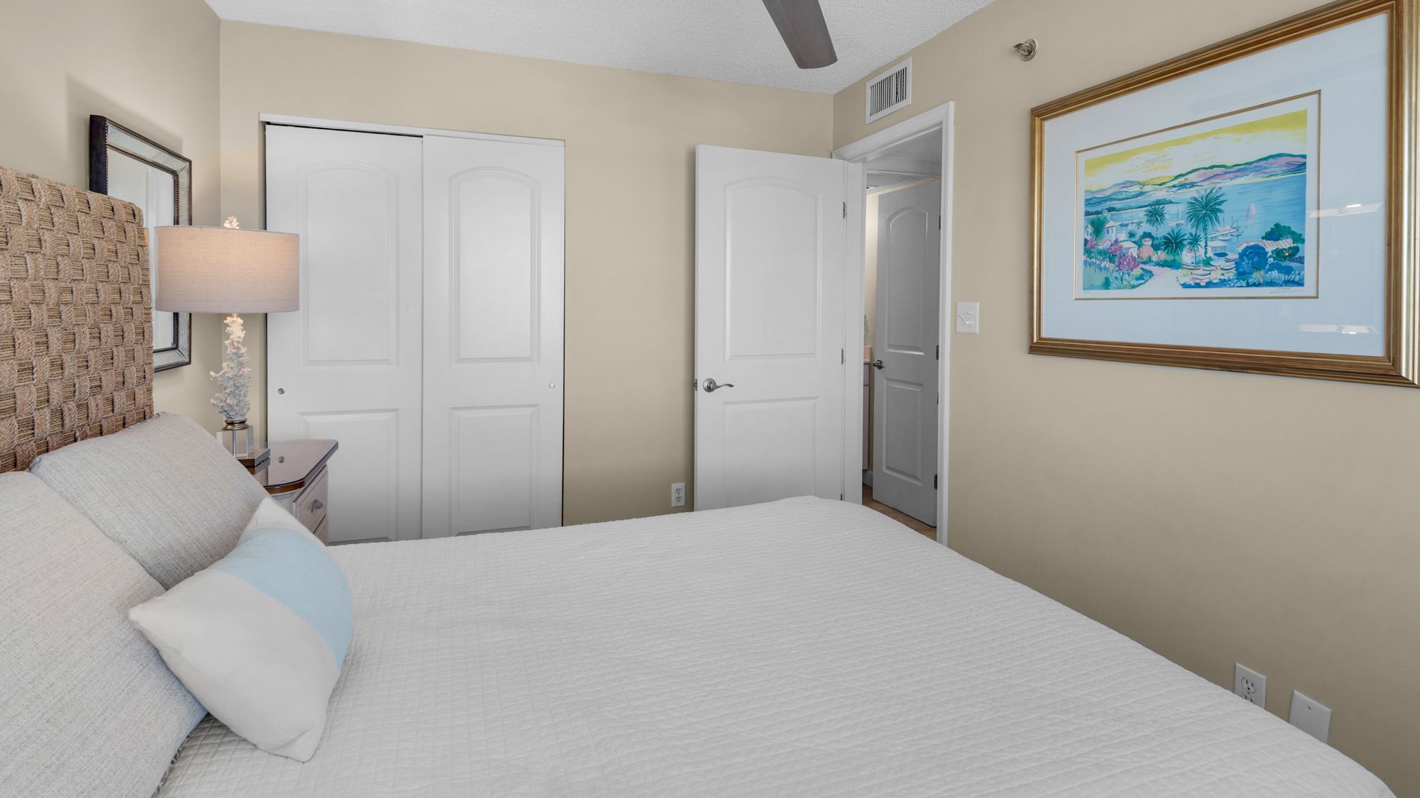 BeachCrest 1201 Queen Bedroom