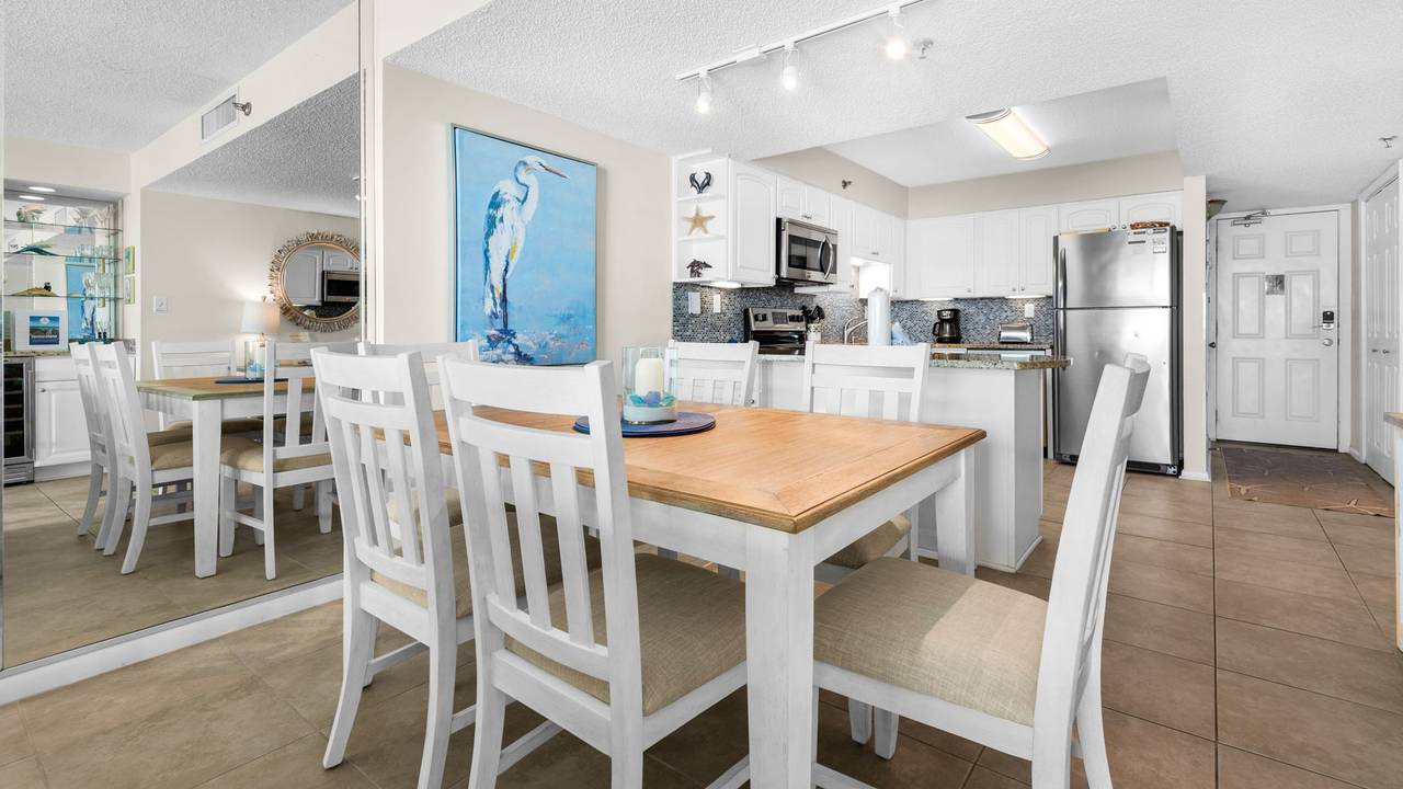 BeachCrest 1203 Dining area BeachCrest 1203 Dining area